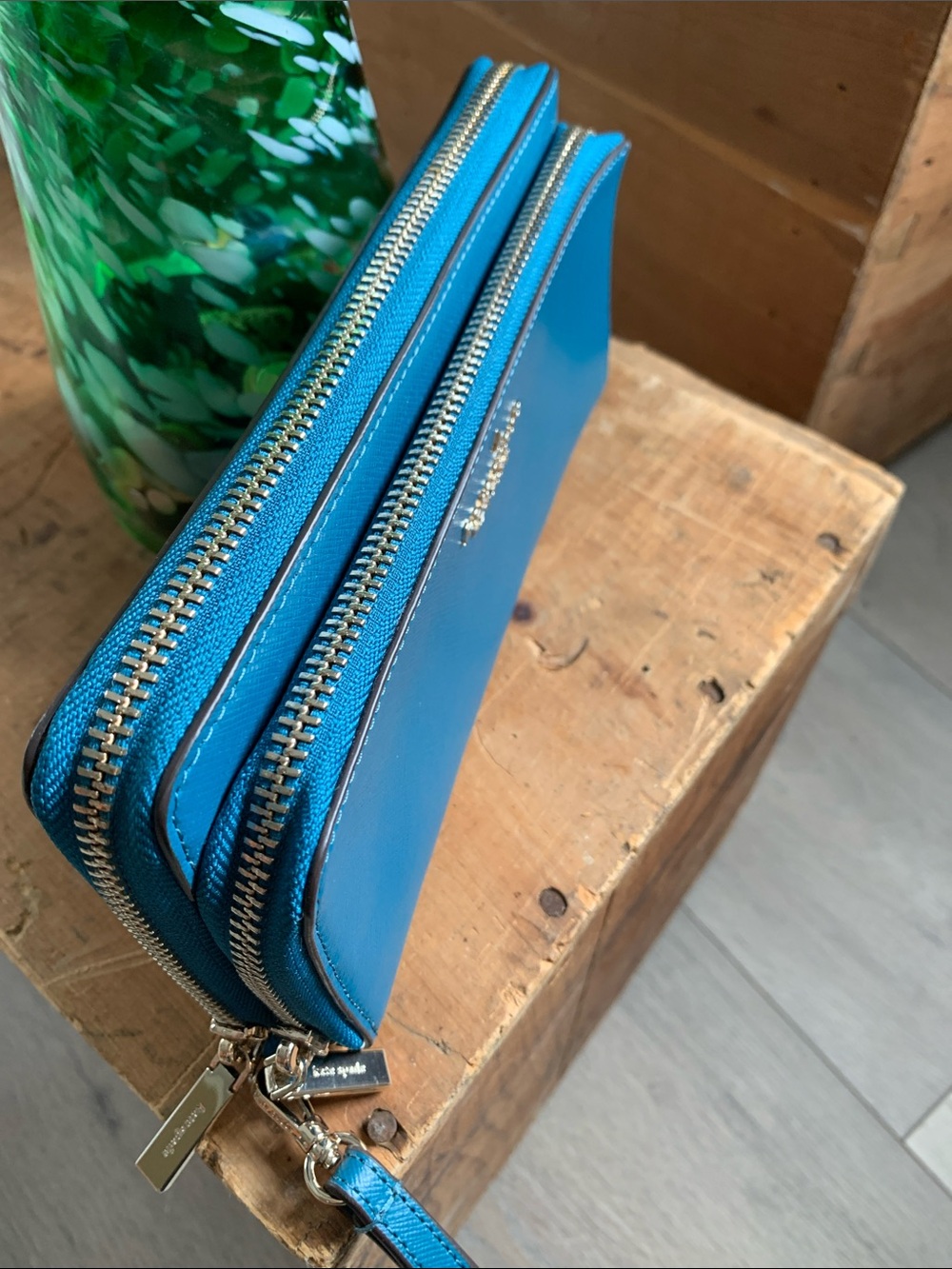 kate spade double-zip teal wristlet clutch - Picture 2 of 6